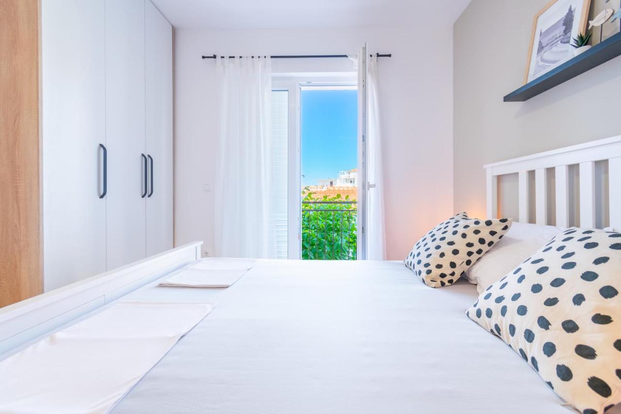 Apartmani Zora Макарска Экстерьер фото