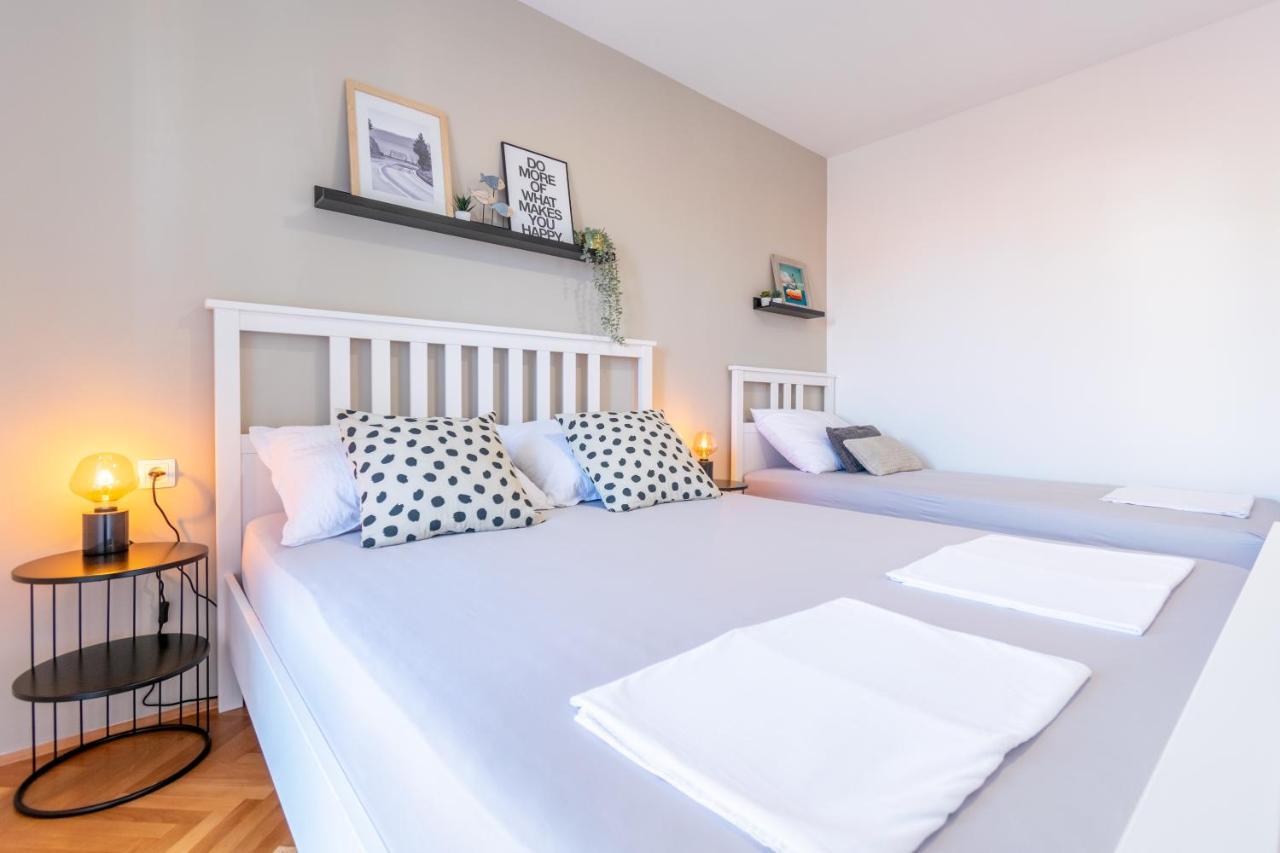 Apartmani Zora Макарска Экстерьер фото